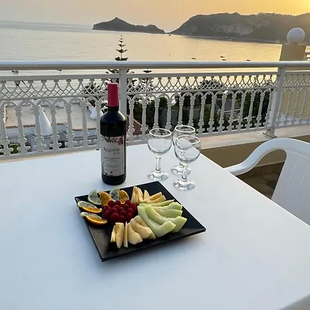 Flora House 아기오스 게오르기오스 파곤