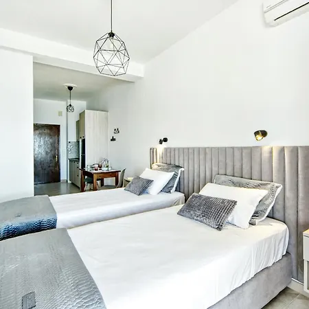 Flora House 아파트호텔 아기오스 게오르기오스 파곤