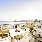 Flora House Corfu Apartmanhotel 3*