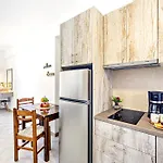 Flora House Corfu Hotel apartamentowy Agios Georgios Pagon