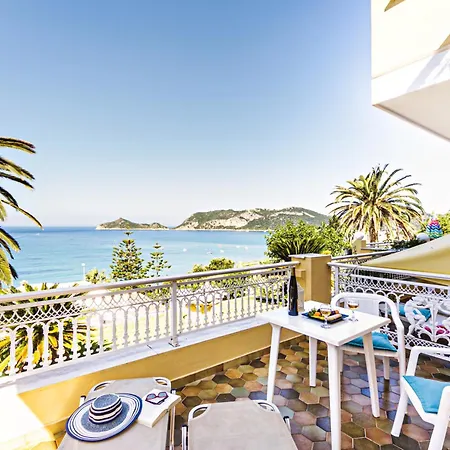 Flora House Corfu アパートホテル アギオス・ゲオルギオス・パゴン