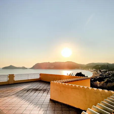 Flora House Corfu アパートホテル アギオス・ゲオルギオス・パゴン