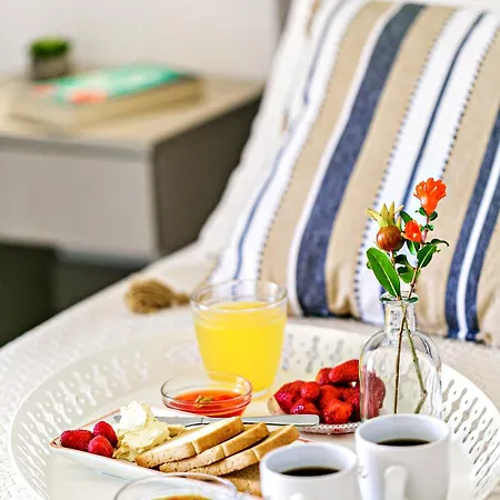 アパートホテル Flora House Corfu