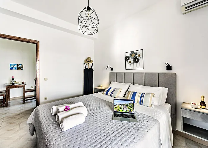 Aparthotel Flora House Corfu 3*