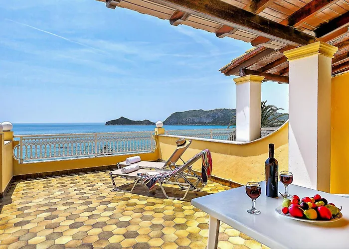 Aparthotel Flora House Corfu 3*