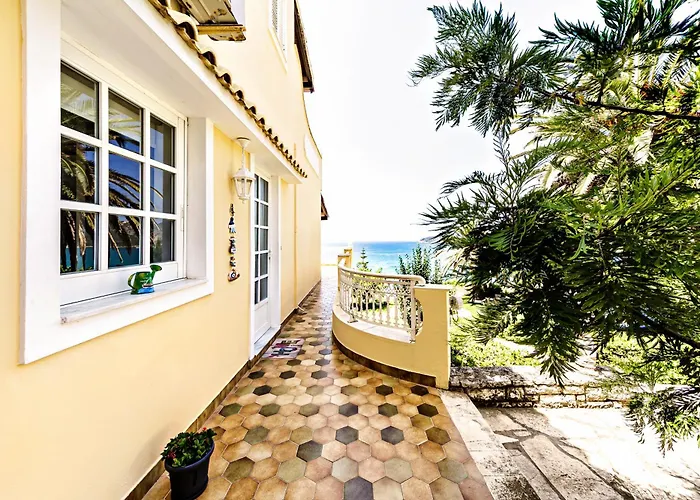 Aparthotel Flora House Corfu 3*
